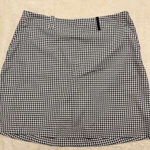 Women’s Nike Golf Size 16 Black & White Houndstooth Skort Nike Fit Dry back zip